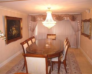 Fine Italian Style (Made in Spain) Dining Room Set