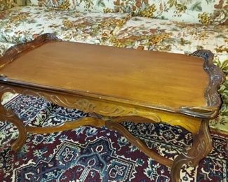 VINTAGE WOODEN COFFEE TABLE