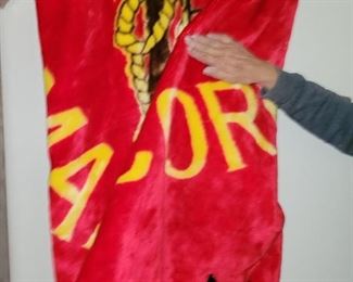 Huge Marine Corps heavy blanket.