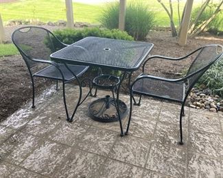 Outdoor table and chairs