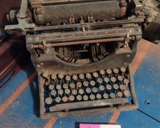 Typewriter Early 1900s