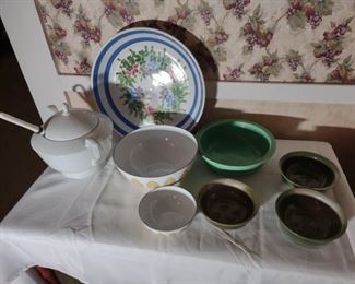 Ceramic Bowls and Plate
