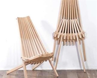 Pair Of Contemporary Maya Wooden Folding Outdoor Patio Chairs