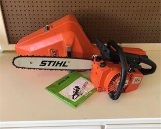 Lot 400
Stihl 015 Gas Powered Chain Saw.     https://www.bidrustbelt.com/Event/LotDetails/120865826/Stihl-015-Gas-Powered-Chain-Saw