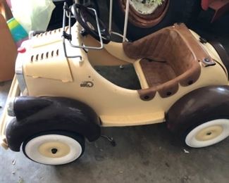 Pines of America Classic Power Wheels Roadster Model PP330-1984