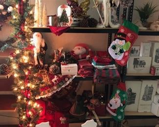 Christmas & Holiday Decor 