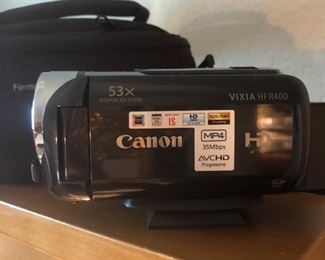 Canon HD Vixia HF R400 