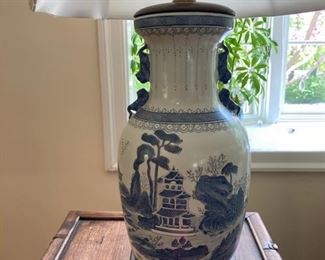 2 Blue and white asian lamp - 28"