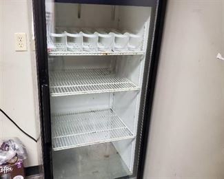 True Refrigerator GDM-12