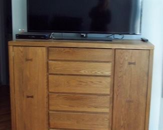 50" TV