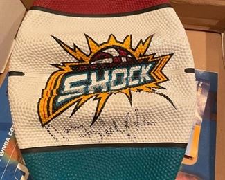 WNBA Shock signed Basketball