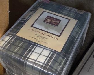 New in package Woolrich flannel sheets