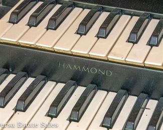 HAMMOND Organ