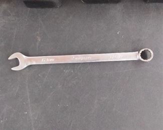 2 Press Plates and a Snap On 12 mm Wrench