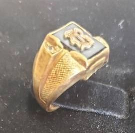 Ring (Possibly Gold - No Markings )