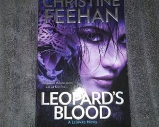 Books - 6 Romance Novels By Christine Feehan & Christine Warren