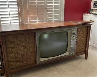 Packard Bell Stereo/TV/Radio Unit