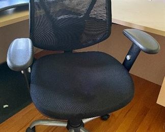Item 134:  Black Office Chair - 26"l x 19"w x 42"h: $38