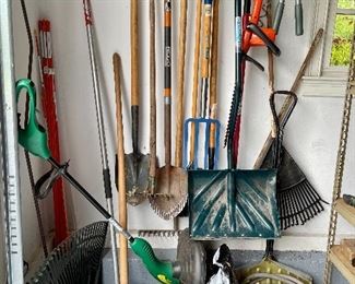 Assorted garden tools!  Make an appointment today!  Link in the details and description section.