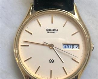 Item 405:  Vintage Seiko Quartz Watch: $35