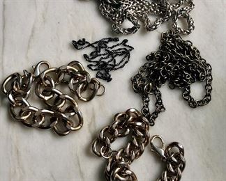 Item 426:  Lot of (3) assorted items, neck chains and bracelets: $18