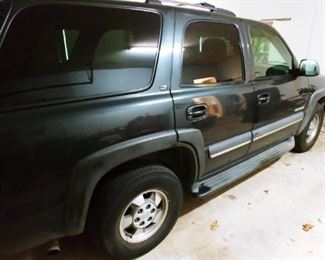 2003 Chevrolet Tahoe 4WD , Grey Leather Interior, Bose Stereo System and Overhead DVD Player. Mileage 147,419.