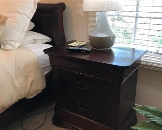 3 drawer nightstand