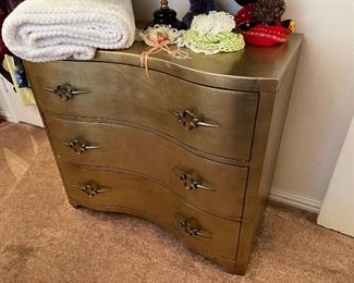  A close look at the chest of drawers