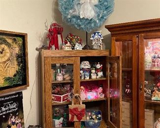 Lots of Christmas, small cupboard with glass doors