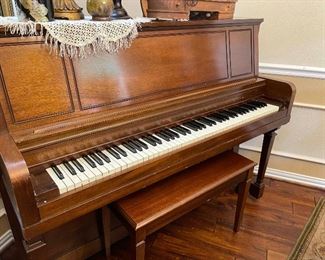 The Hammond Piano and bench
