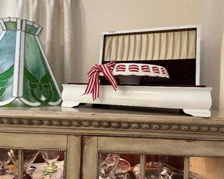 Cake/Dip server, vintage cutlery box