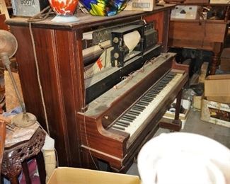 Player pianos