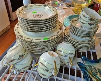 Theodore Haviland Limoges Pomona porcelain dinnerware