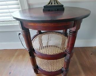 Round Side Table with woven reed 