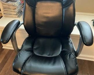 Executive Leather Look Office Chair