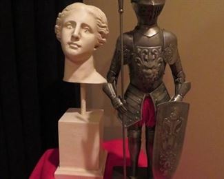 Lot of Two Statues