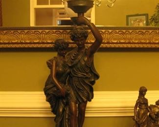 Roman Style Bronze Color Statue Table Lamp