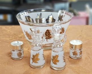 Gold Leaf Frosted Glass Salald Bowl Salt Pepper Oil Vinegar