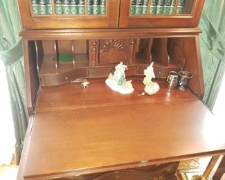 Ethan Allen secretary/desk