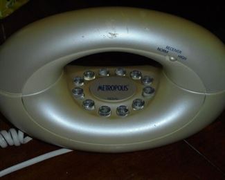 Vintage RARE Metropolis push button phone - works