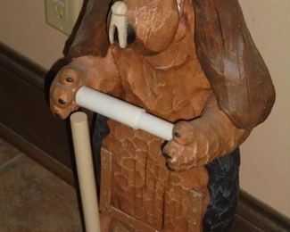 Carved wood hound toilet paper holder