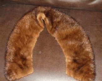 Brown mink collar