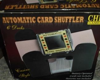 Automatic card shuffler
