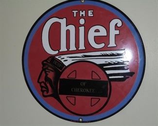 Metal plaque 'The Chief' of Cherokee