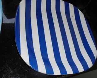 Blue stripe plates