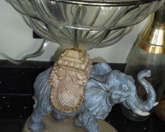 Cast elephant fruit bowl