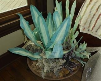 Aqua/green decorative sea plant
