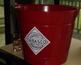 Tabasco red pail