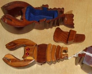Wood lobster puzzle  to hide things