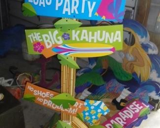 Luau Party cardboard sign